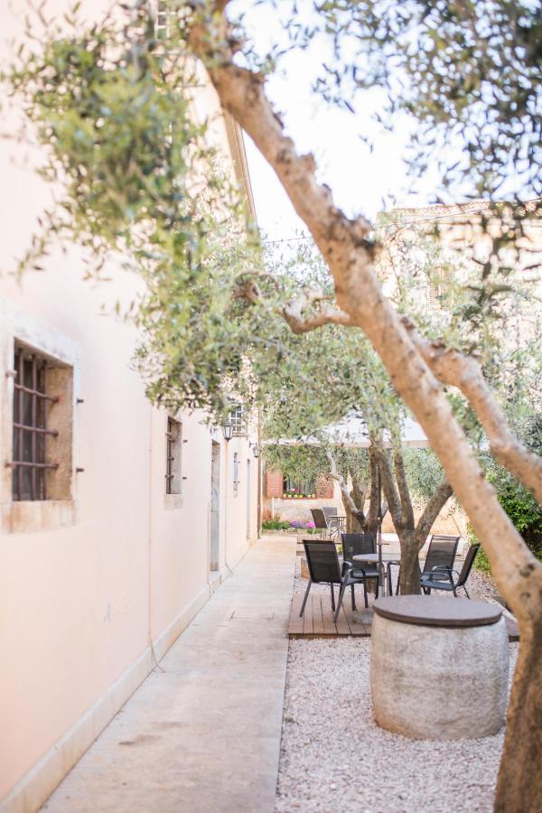 Bb Olive Bed & Breakfast Seget  Exterior photo